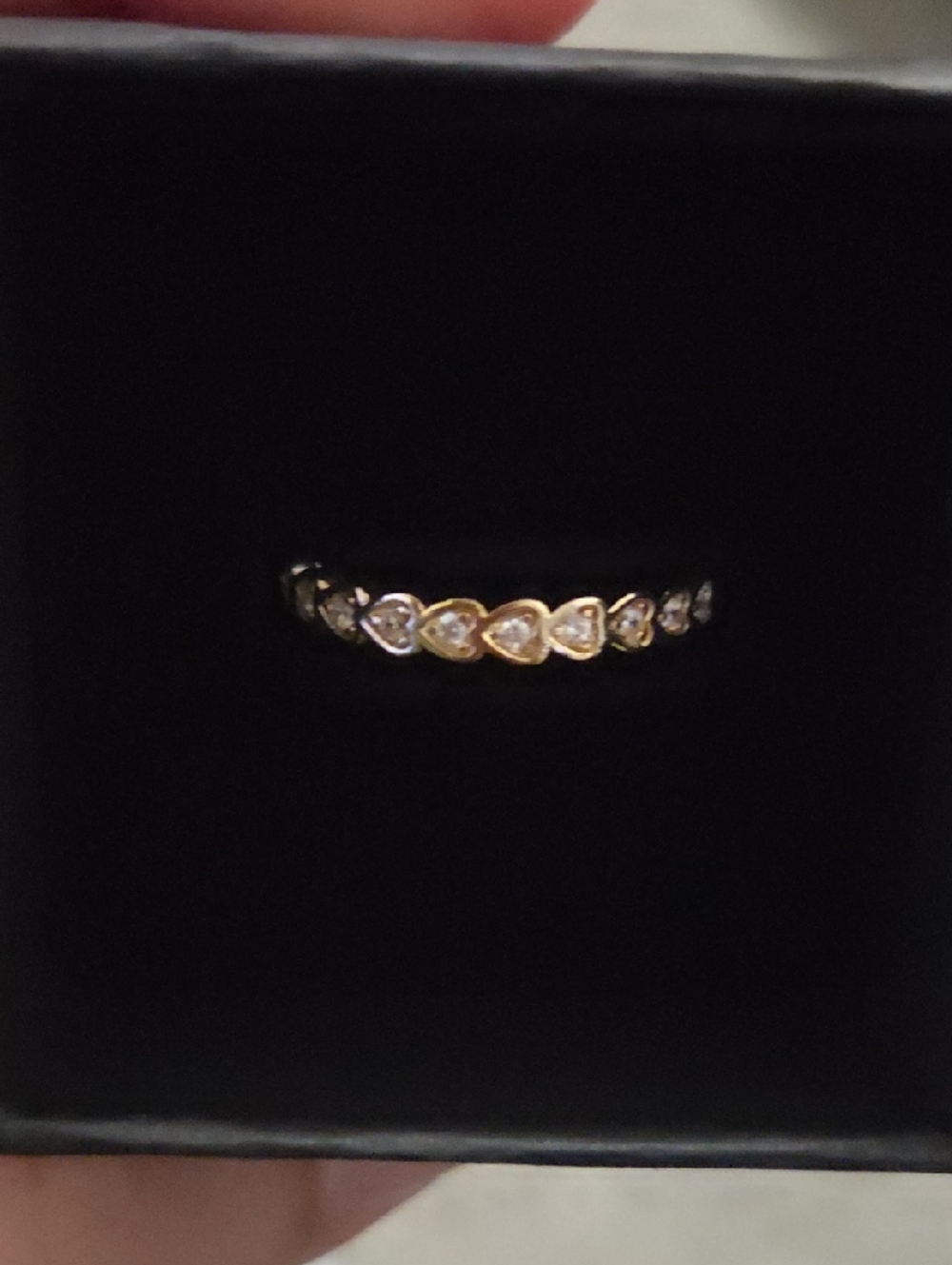 Romantic Gold Heart Band Ring with Clear Stones - Women Jewelry Sz7